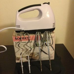 NWOT Scarlett Super Hand Mixer